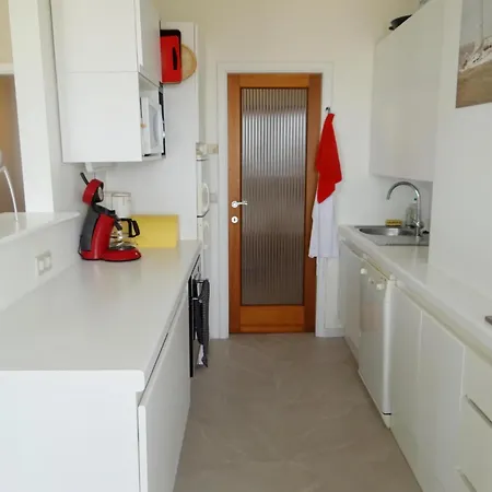 Attic Apartment In Nieuwpoort By The Beach, Cleaning Included Διαμέρισμα *