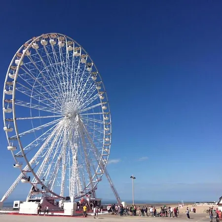 Διαμέρισμα Attic Apartment In Nieuwpoort By The Beach, Cleaning Included Nieuwpoort