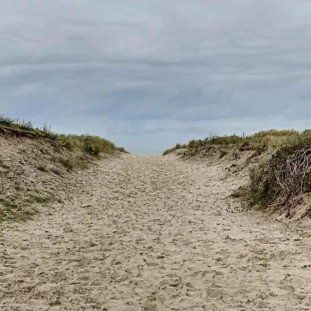 Attic Apartment In Nieuwpoort By The Beach, Cleaning Included * Nieuwpoort